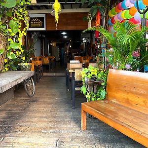 Bb House Budget & Boutique